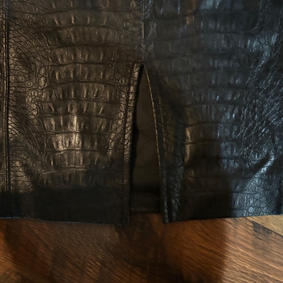 Marc New York Black Textured Pencil Skirt - Picture 4 of 8